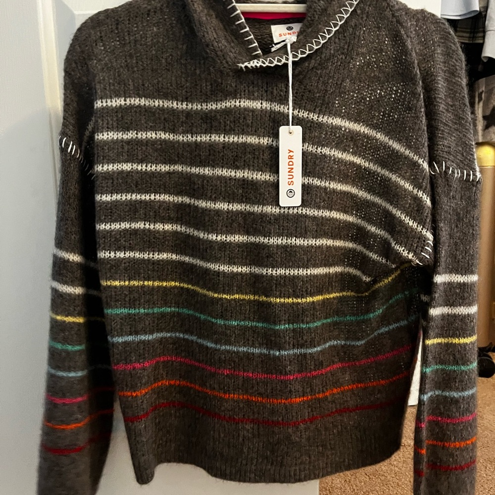 Sundry hoodied sweater